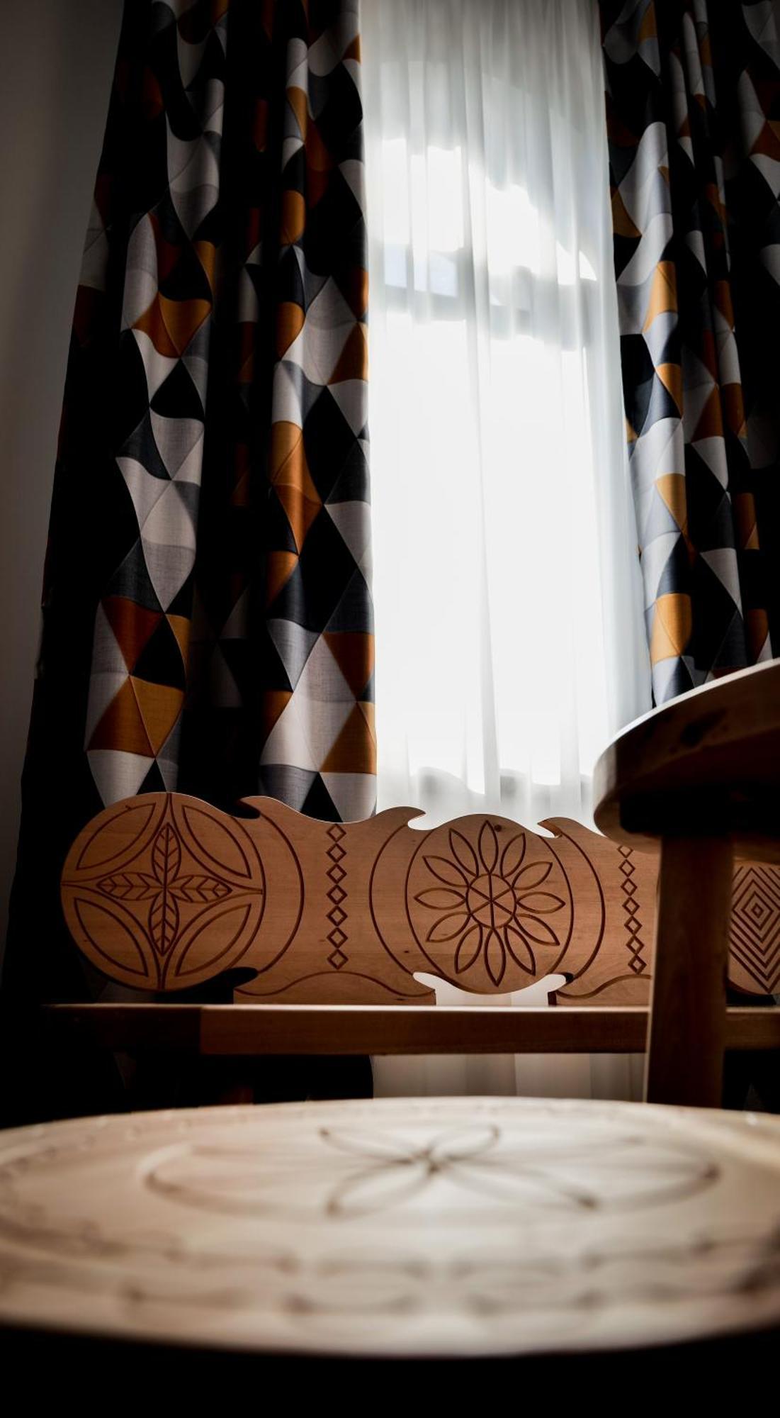 Conacul Olarilor Bed & Breakfast Baia de Fier Luaran gambar