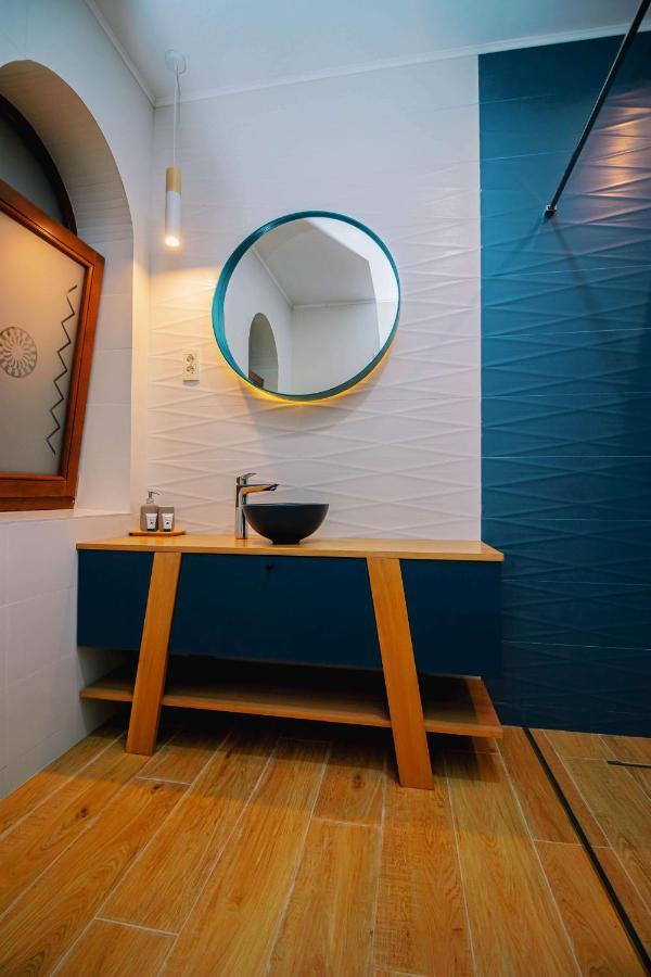 Conacul Olarilor Bed & Breakfast Baia de Fier Luaran gambar