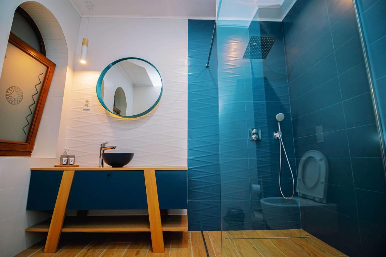 Conacul Olarilor Bed & Breakfast Baia de Fier Luaran gambar